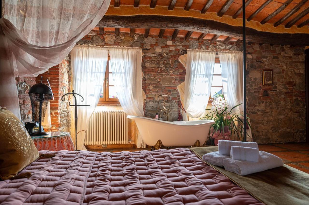 Luxury Corte Di Re Artu Bed and breakfast Lucca