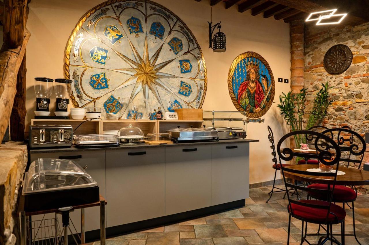 Luxury Corte Di Re Artu 2* Lucca