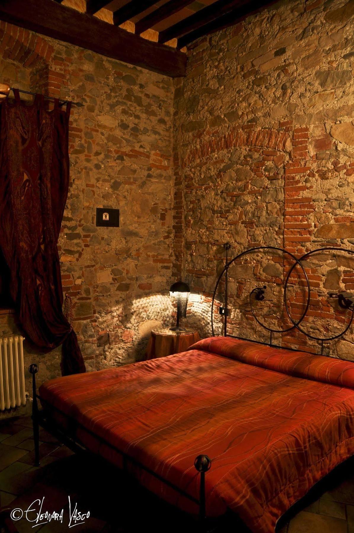 Corte Di Re Artù Bed & Breakfast 2*